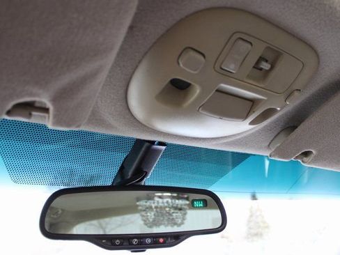 Used 2005 Cadillac De Ville w/ Limited Edition Package image 25