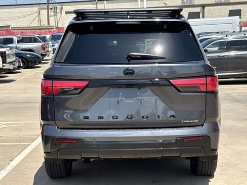 Used 2026 Toyota Sequoia Platinum AWD/4WD image 5