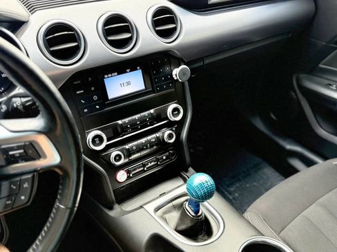 Used 2019 Ford Mustang GT RWD image 16