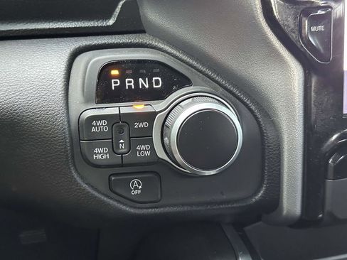 Used 2025 RAM 1500 Big Horn AWD/4WD image 28