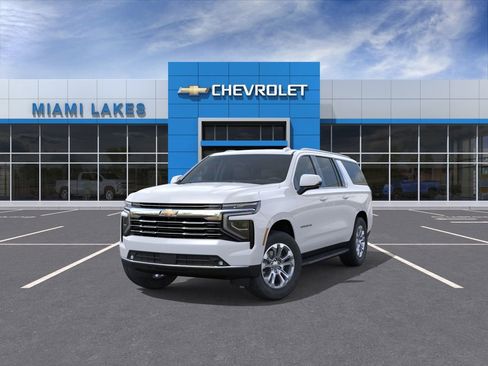 New 2026 Chevrolet Suburban LT RWD image 8
