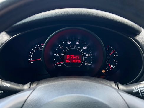 Used 2017 Kia Soul FWD image 22