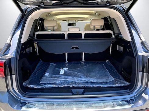 Used 2026 Mercedes-Benz GLB 250 image 25