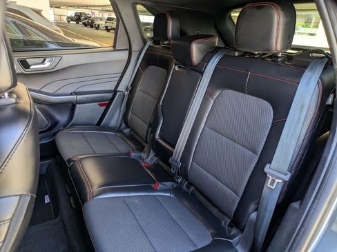 Used 2024 Ford Escape ST-Line AWD/4WD image 24