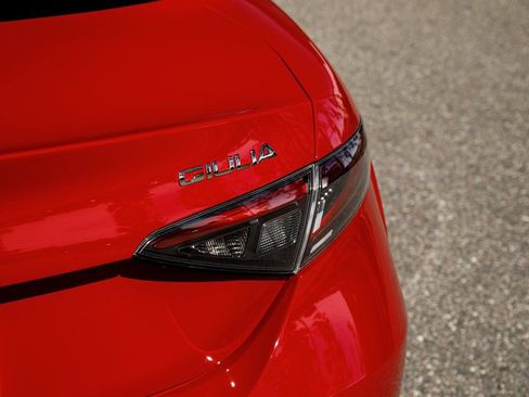 New 2025 Alfa Romeo Giulia w/ Driving Assist Package RWD image 11