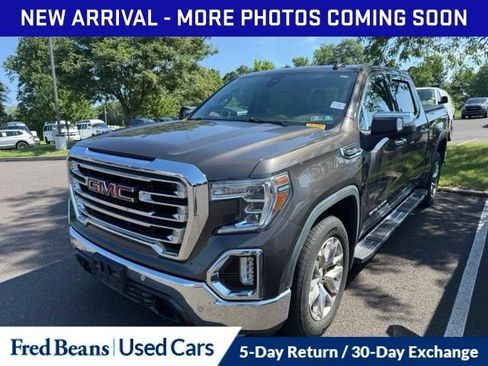 Used 2019 GMC Sierra 1500 SLT w/ SLT Premium Plus Package AWD/4WD image 3