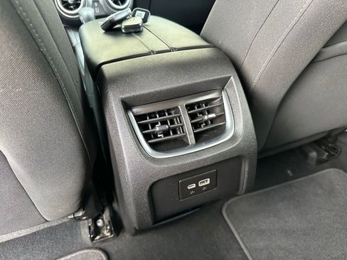 Used 2021 Chevrolet Blazer LT FWD image 21
