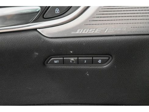 Used 2021 Cadillac XT5 Premium Luxury image 29