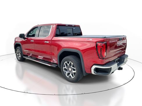 Used 2024 GMC Sierra 1500 SLT w/ SLT Premium Plus Package AWD/4WD image 4