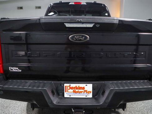 Used 2021 Ford F250 Lariat image 8