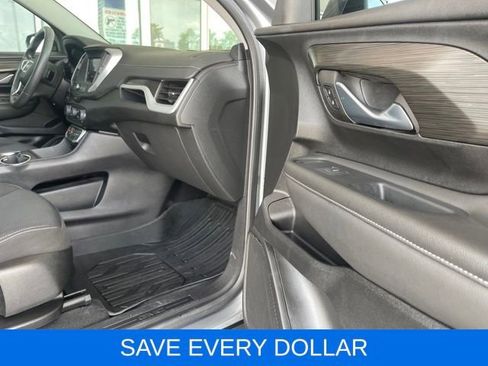 Used 2023 GMC Terrain SLE w/ Driver Convenience Package FWD image 21