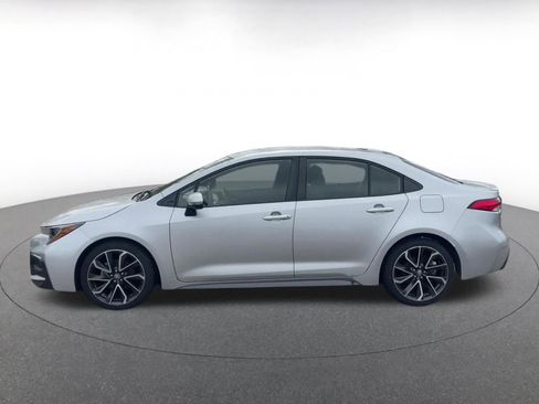 Used 2021 Toyota Corolla SE image 8