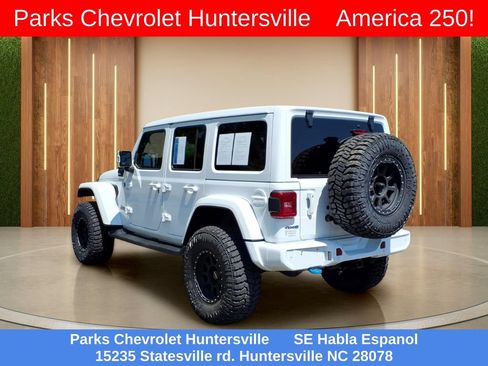 Used 2023 Jeep Wrangler Unlimited Sahara AWD/4WD image 29