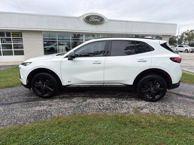 Used 2025 Buick Envision Sport Touring AWD/4WD image 5