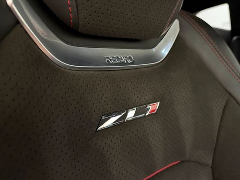 Used 2018 Chevrolet Camaro ZL1 RWD image 26