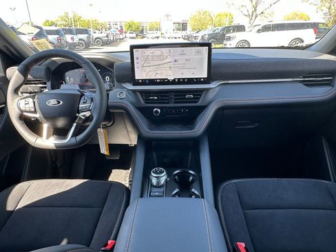 New 2026 Ford Explorer Tremor w/ Tremor Ultimate Package AWD/4WD image 23