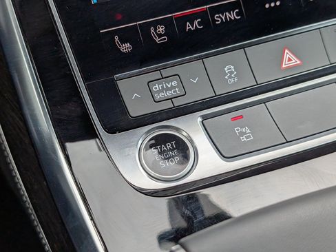 Used 2024 Audi Q8 Premium Plus AWD/4WD image 18