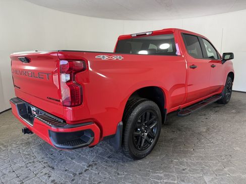 Used 2024 Chevrolet Silverado 1500 Custom w/ LPO, Dark Essentials Package AWD/4WD image 9