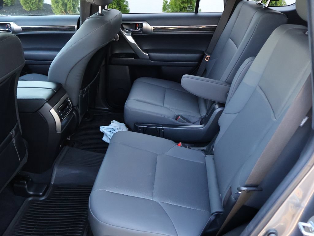 Used 2023 Lexus GX 460 Premium AWD/4WD image 18