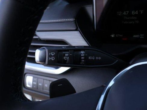 New 2026 GMC Acadia Elevation w/ Elevation Premium Package AWD/4WD image 36