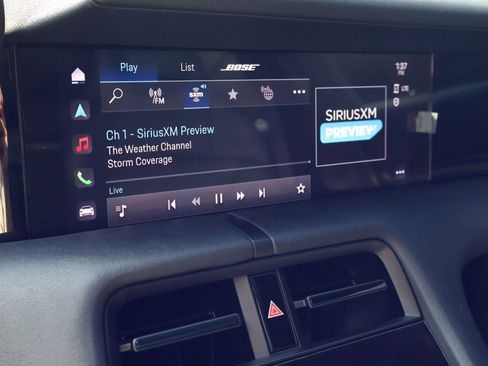 Certified 2022 Porsche Taycan image 17