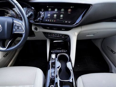Used 2022 Buick Envision Avenir w/ Technology Package II image 19