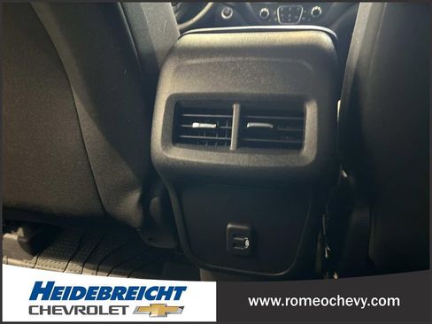 Certified 2024 Chevrolet Equinox LT w/ LPO, Floor Liner Package image 17