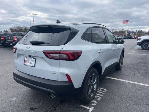 New 2026 Ford Escape ST-Line w/ Cold Weather Package image 5