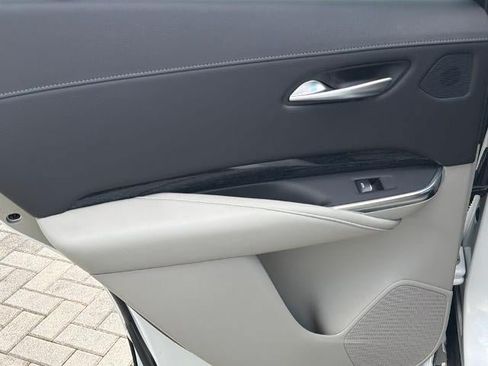 Certified 2023 Cadillac XT4 Premium Luxury FWD image 20