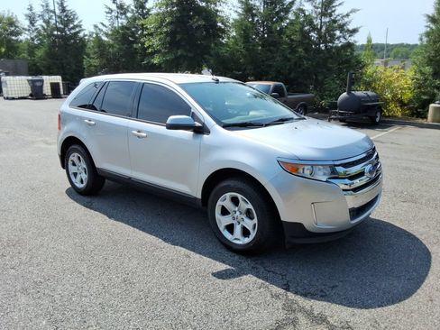 Used 2014 Ford Edge SEL w/ Equipment Group 205A FWD image 3