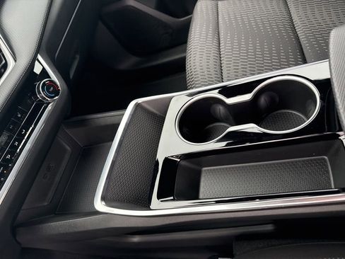 Used 2025 Chevrolet Equinox LT image 20