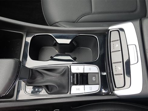 Certified 2024 Hyundai Santa Cruz Night AWD/4WD image 17