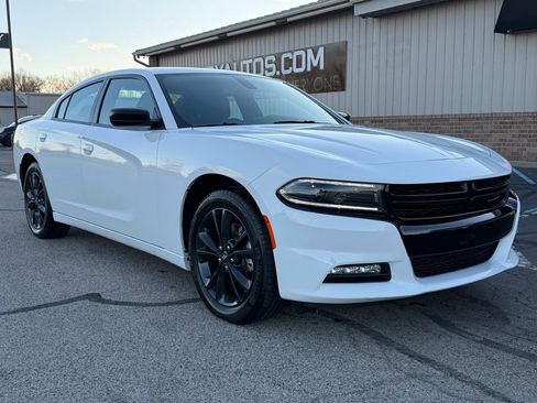Used 2023 Dodge Charger SXT w/ Blacktop Package image 7