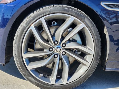 Used 2024 Jaguar XF R-Dynamic SE image 7