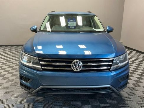 Used 2019 Volkswagen Tiguan SE w/ Panoramic Sunroof Package AWD/4WD image 4