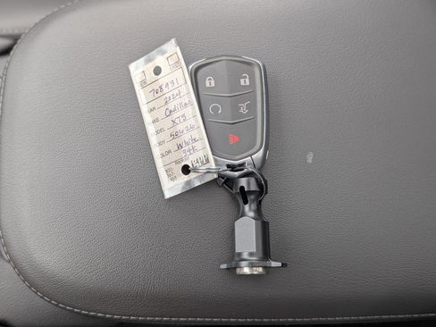 Used 2024 Cadillac XT5 Premium Luxury FWD image 38