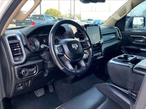 Used 2020 RAM 1500 Laramie image 17