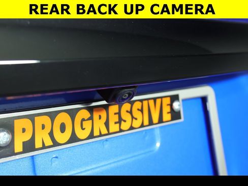 Used 2024 GMC Terrain SLE w/ Driver Convenience Package image 12