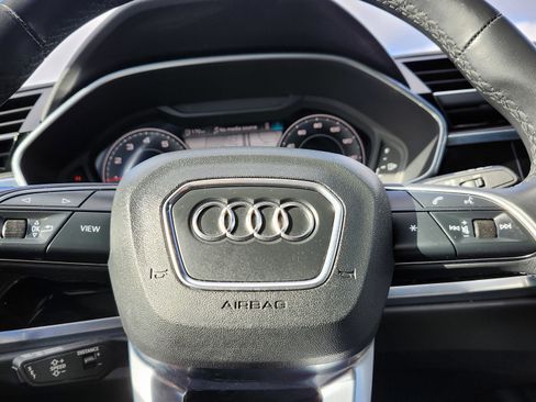 Used 2022 Audi Q3 2.0T Premium Plus w/ Premium Plus Package image 30