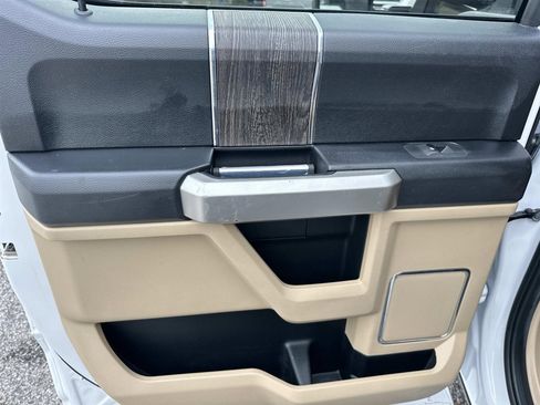 Used 2020 Ford F250 Lariat w/ Lariat Value Package image 13