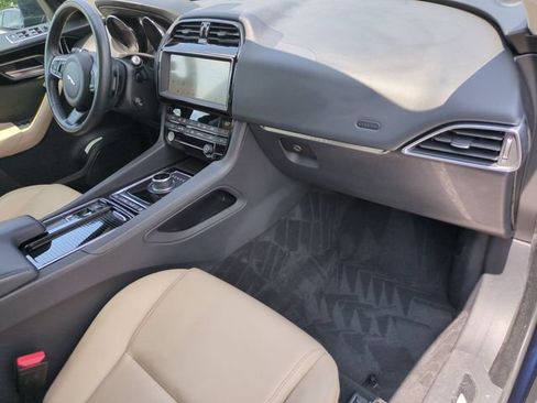 Used 2020 Jaguar F-PACE Premium AWD/4WD image 19