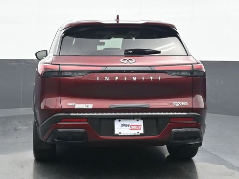Used 2024 INFINITI QX60 Luxe w/ Vision Package image 5