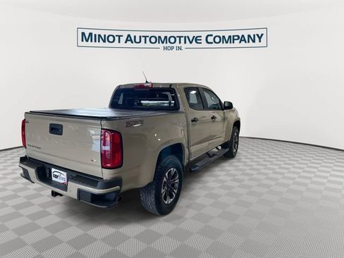 Used 2022 Chevrolet Colorado Z71 AWD/4WD image 8