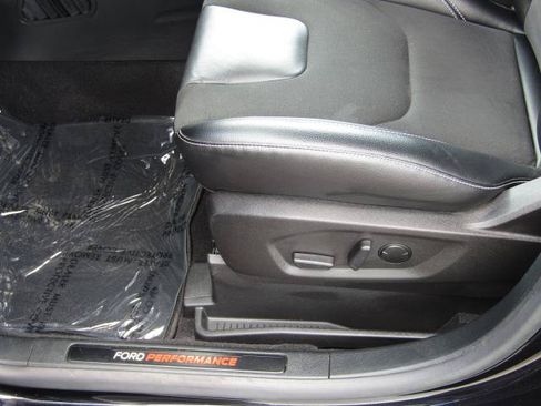 Used 2023 Ford Edge ST AWD/4WD image 18