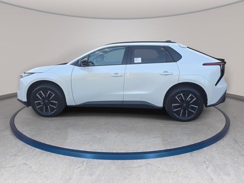 New 2026 Toyota bZ FWD image 8