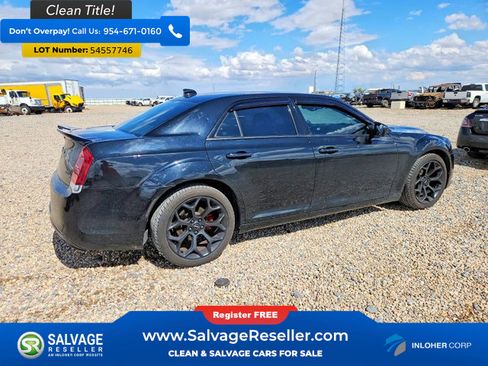 Used 2015 Chrysler 300 S RWD image 4