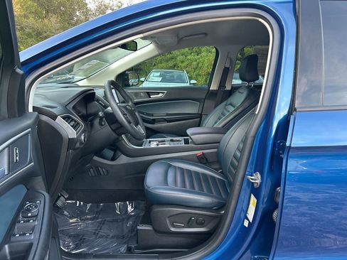 Used 2023 Ford Edge SEL w/ Sport Appearance Package image 10