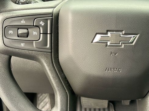 Used 2025 Chevrolet Silverado 1500 Custom Trail Boss AWD/4WD image 17