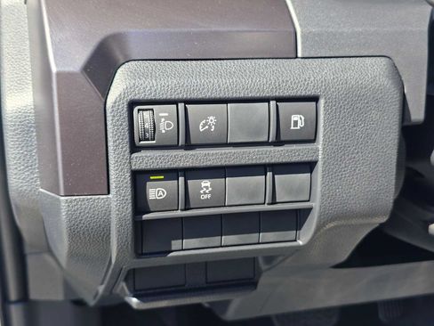 Certified 2025 Toyota 4Runner SR5 AWD/4WD image 24