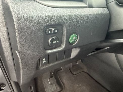 Used 2017 Honda Pilot EX-L image 16